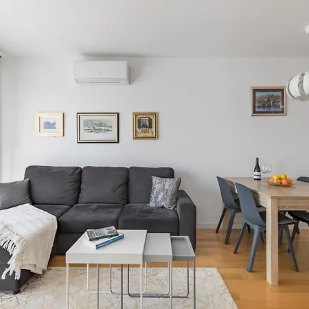 Apartment Diva With Free Private Parking Split